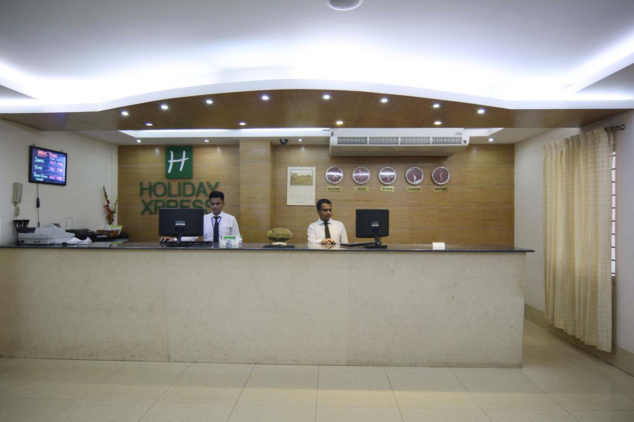 Holiday Xpress Dhaka Exterior photo
